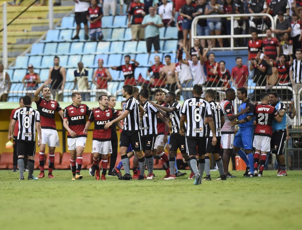 Botafogo Veta Final Da Taça Gb Entre Flamengo E Boavista No Nilton Santos Rolando A Bola 2911